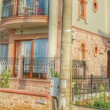 Stone Hill Hotel